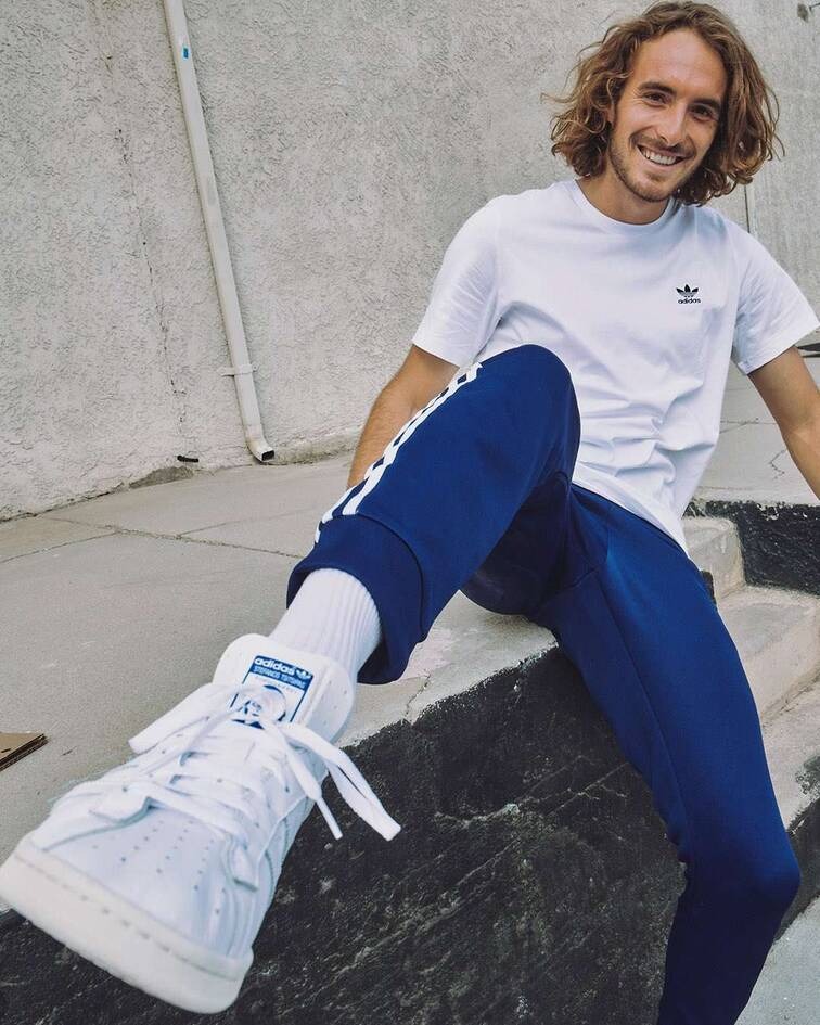 Στέφανος Τσιτσιπάς έχει πλέον τα δικά του αθλητικά παπούτσια.