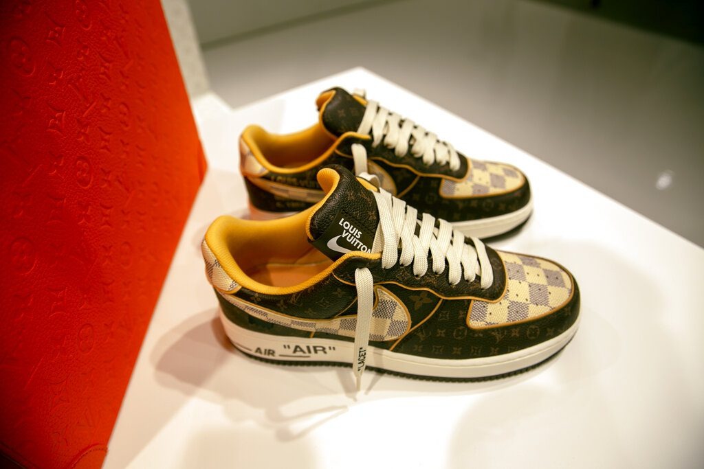 Aθλητικά παπούτσια του Virgil Abloh για 25 εκατ. δολάρια!